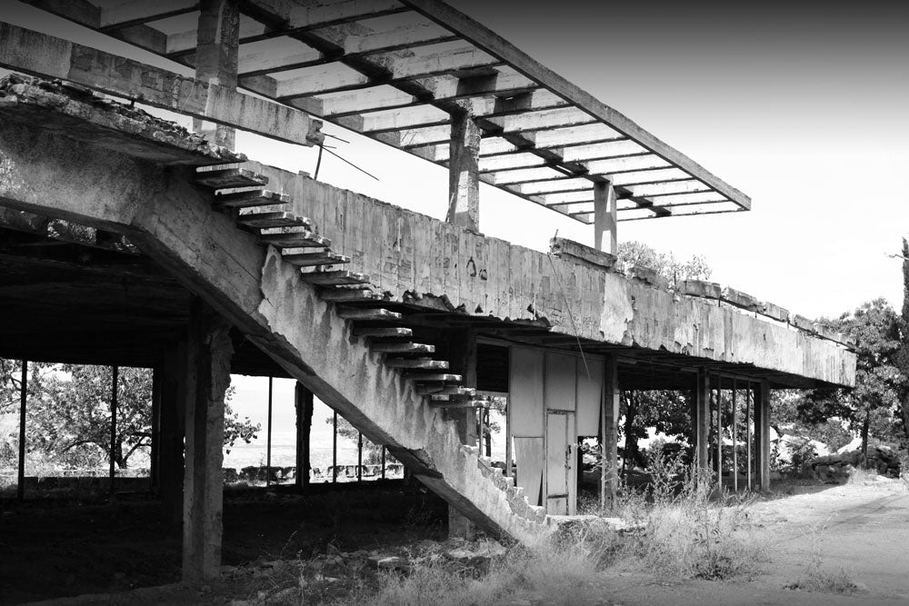 Thumbnail for B&W5 - Abandoned Beauty